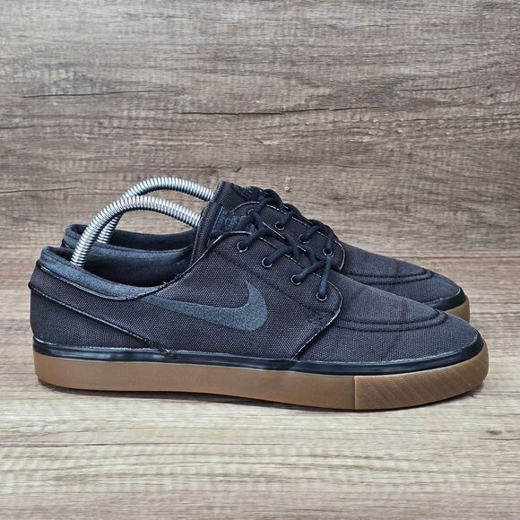 Nike Other - Nike SB Zoom Stefan Janoski Men’s Size 8.5 Black Canvas Gum Sneakers (333824-020